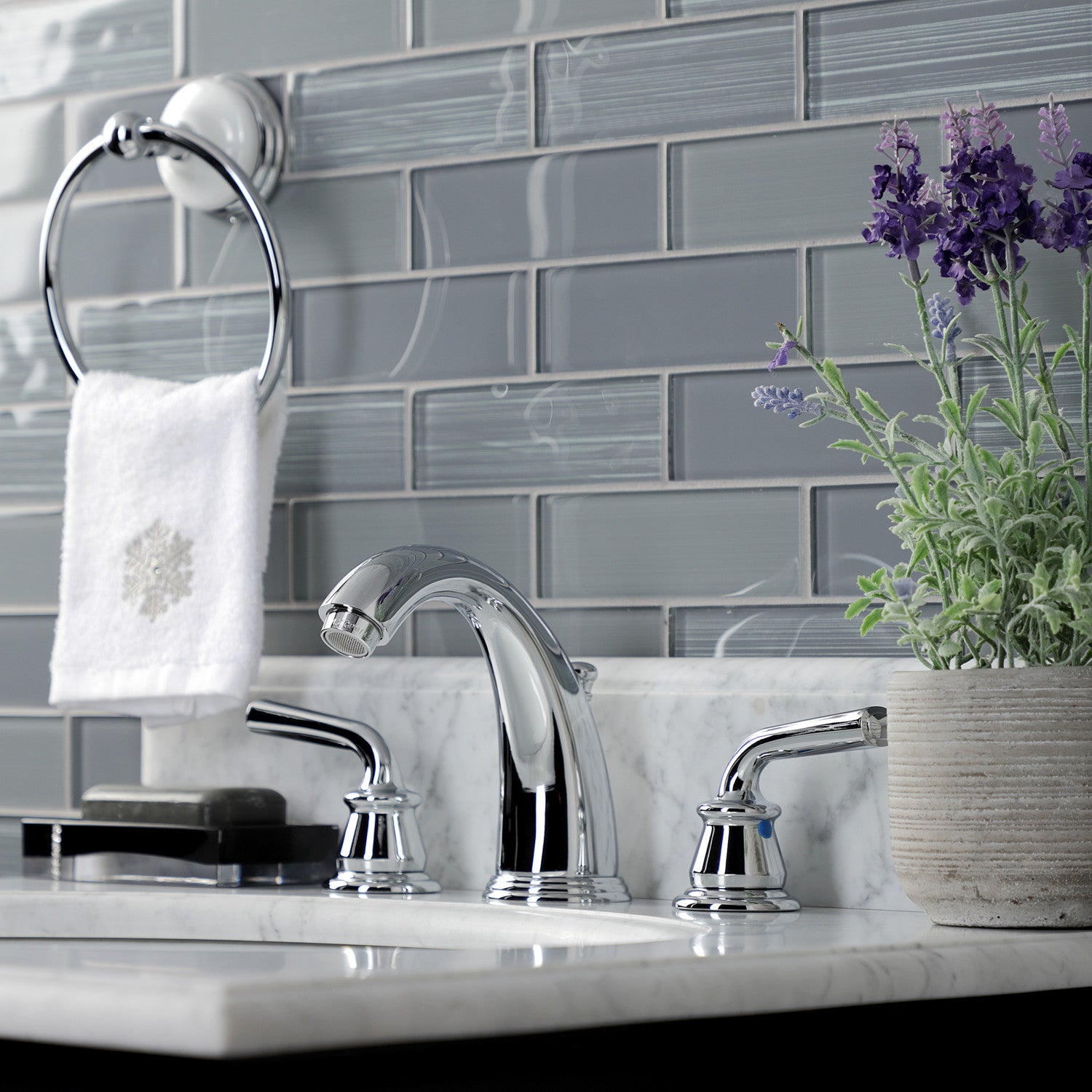 Kingston Tulare KB981RXL - Restoration Two-Handle 3-Hole Deck Mount Widespread Bathroom Faucet with Pop-Up Drain, Polished Chrome — thumbnail 3